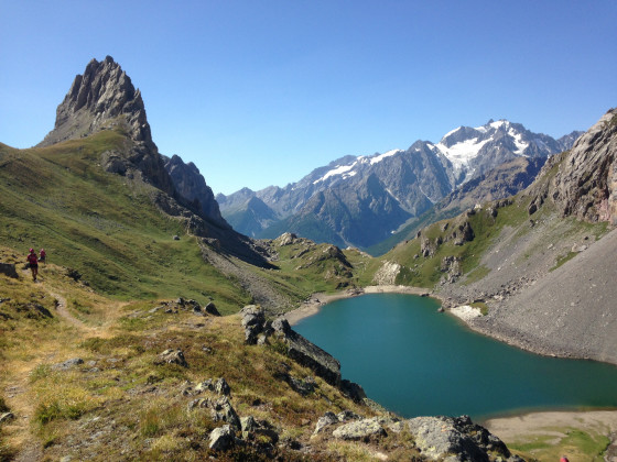 Randonnées dans les Hautes-Alpes : Top 5 des Itinéraires Incontournables - lac de la ponsoniere