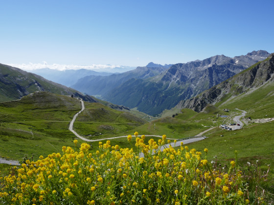 Randonnées dans les Hautes-Alpes : Top 5 des Itinéraires Incontournables - Le Pain de Sucre
