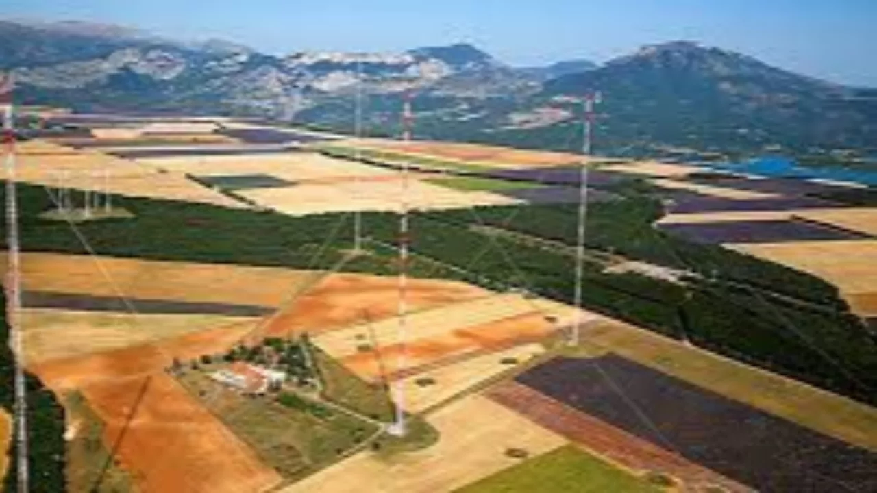 Alpes de Haute-Provence : interpellé car il saute du haut d’une antenne désaffectée en base-jump
