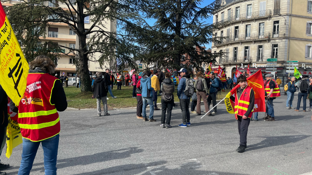 Hautes-Alpes : Nouvelle Journée De Mobilisation à Gap