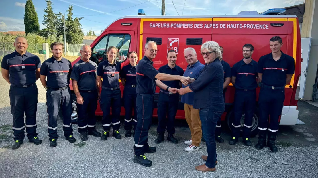 Alpes de Haute-Provence : les pompiers de Quinson, Puimoisson et Noyers sur Jabron reçoivent des véhicules de secours à personne