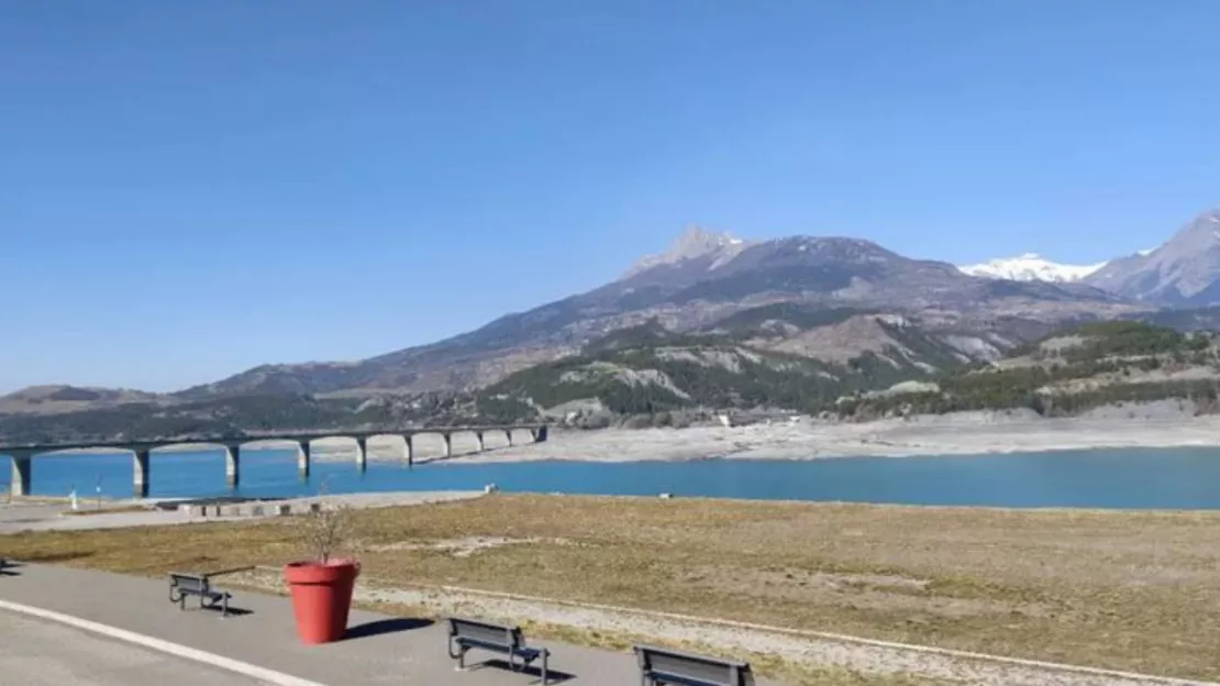 Alpes du Sud : quel avenir pour le lac de Serre-Ponçon face au réchauffement climatique ?