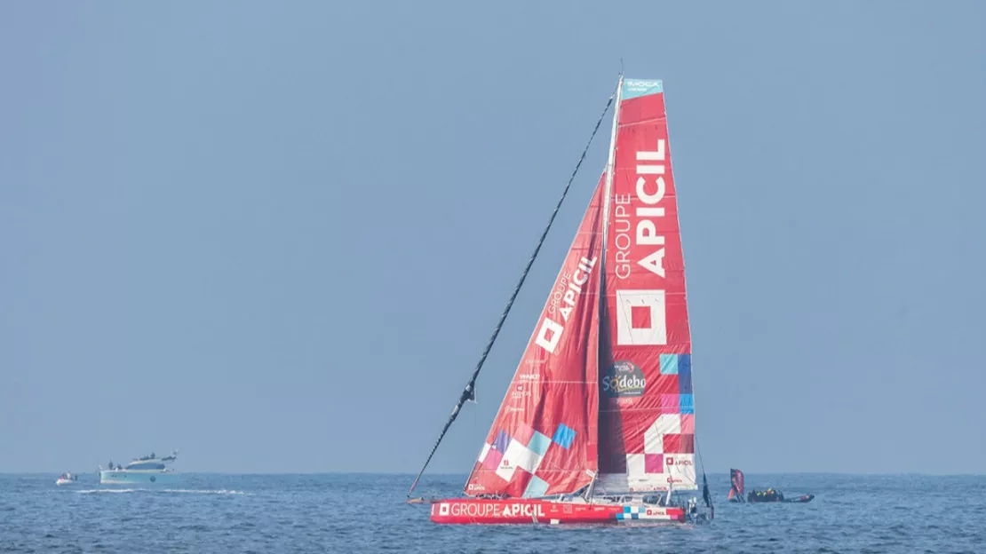 Attanasio, Seguin, Le Cam et Roura : quatre skippers pour la 14ème place sur le Vendée Globe