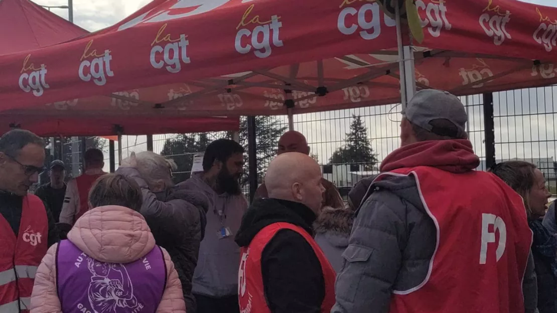 Des salariés en grève à Sanofi Sisteron