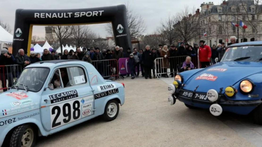 Haute-Provence : passage du Rallye Monte-Carlo historique à Digne
