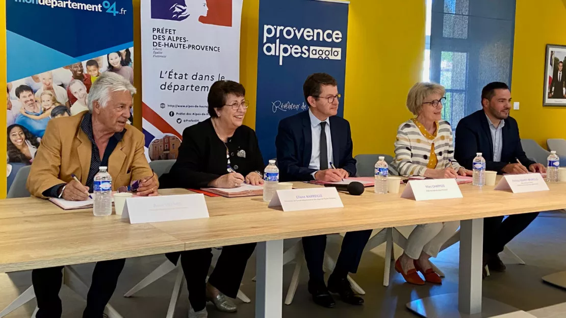 Haute-Provence : une convention pour continuer à redynamiser les centres-villes de Seyne et Château Arnoux Saint Auban