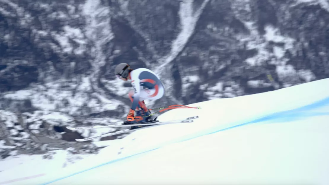 Hautes-Alpes : des skieurs pros sur la piste FIS de la station d'Orcières
