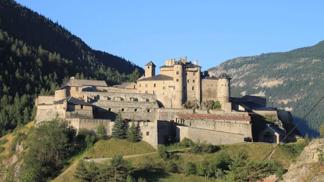 Hautes-Alpes : Fort Queyras vendu pour 811.000 euros