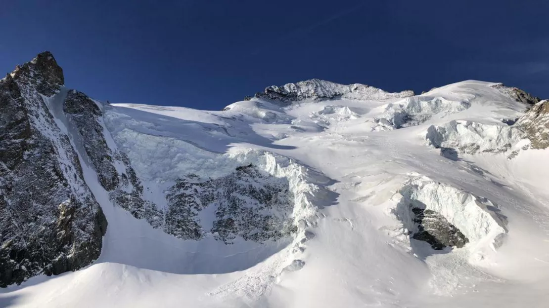 Hautes-Alpes : Glacier Blanc, l'enneigement tardif rattrape un hiver sec