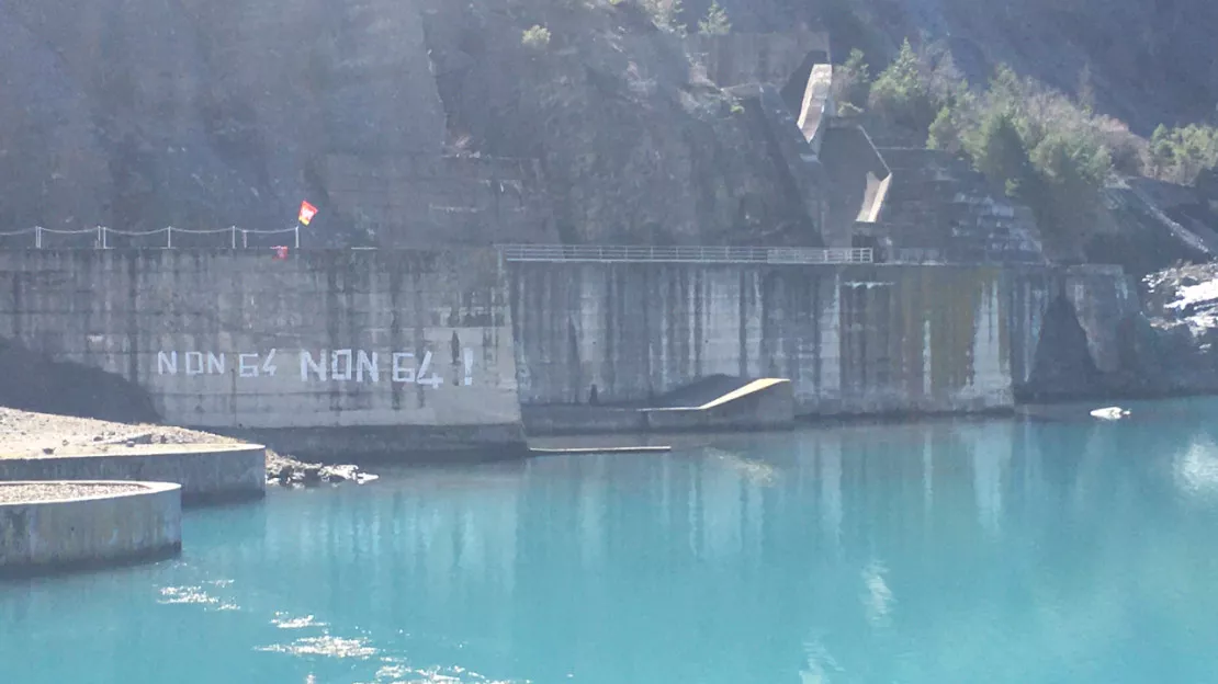 Hautes-Alpes : la centrale hydroélectrique de Serre-Ponçon bloquée !