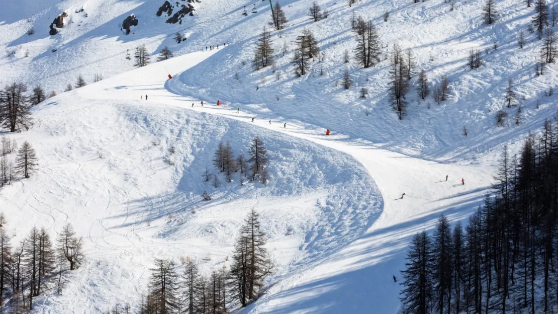 Hautes-Alpes : la saison de ski commence à Serre-Chevalier !