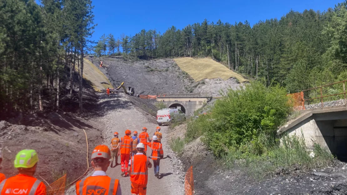 Hautes-Alpes : la SNCF à pied d'œuvre au tunnel du Villaret, six mois après les intempéries