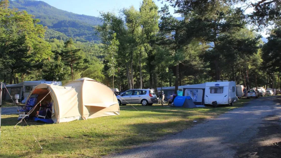 Hautes-Alpes : le camping de Guillestre lance sa saison ce samedi
