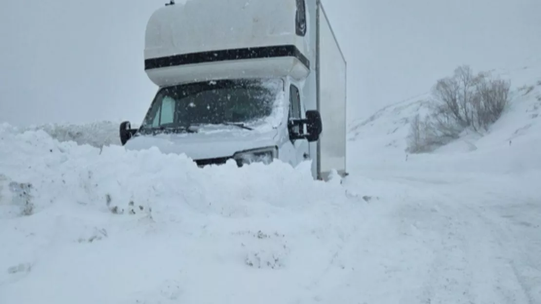 Hautes-Alpes : le col du Lautaret est toujours fermé à la circulation