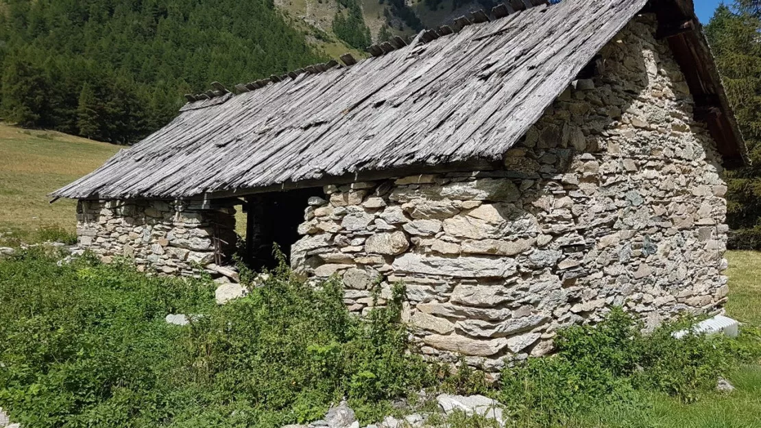 Hautes-Alpes : le Prix du Mécénat populaire pour le Chalet de la Médille à Abriès-Ristolas