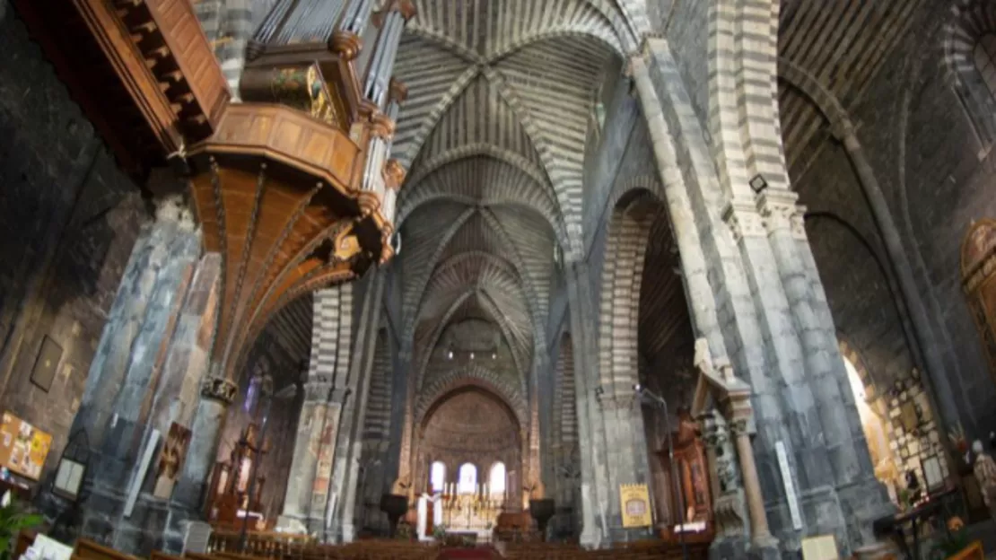 Hautes-Alpes : le Service du patrimoine propose des visites de la cathédrale d'Embrun durant les vacances de Noël