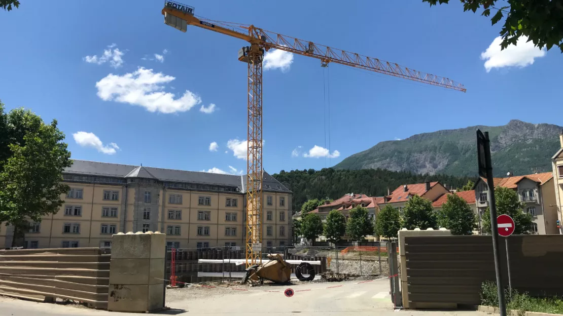 Hautes-Alpes : les travaux de gros œuvre ont débuté au parking Desmichels de Gap