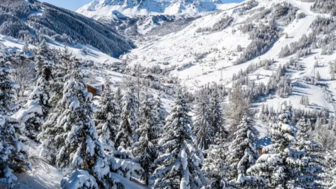 Hautes-Alpes : liaison Vars-Risoul, les négociations bloquées à l’aube des vacances