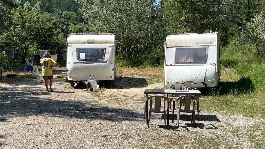 Les coupes d'arbres à 300 mètres du campement de P. Tribaudeau