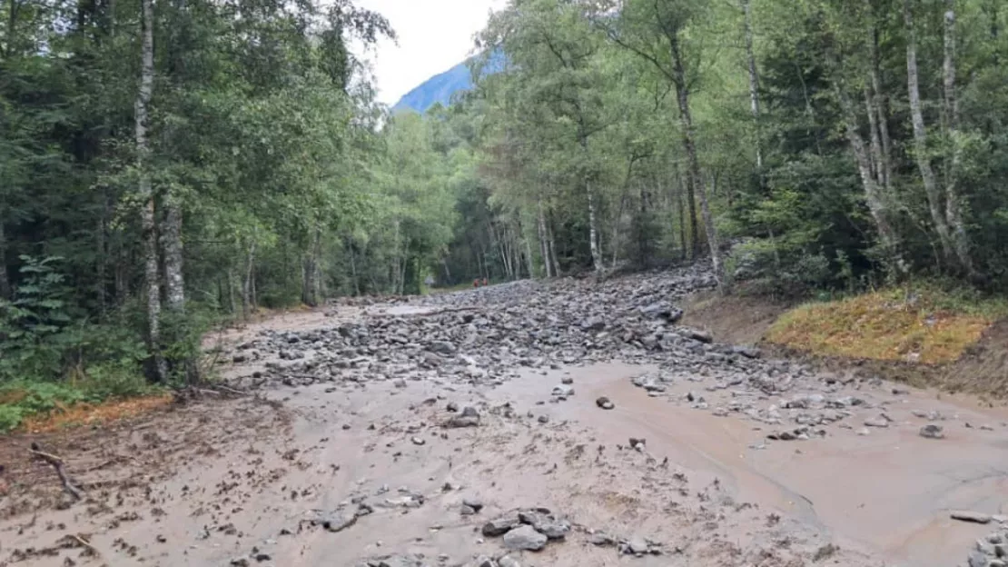 Plusieurs axes coupés dans les Hautes-Alpes en raison des intempéries