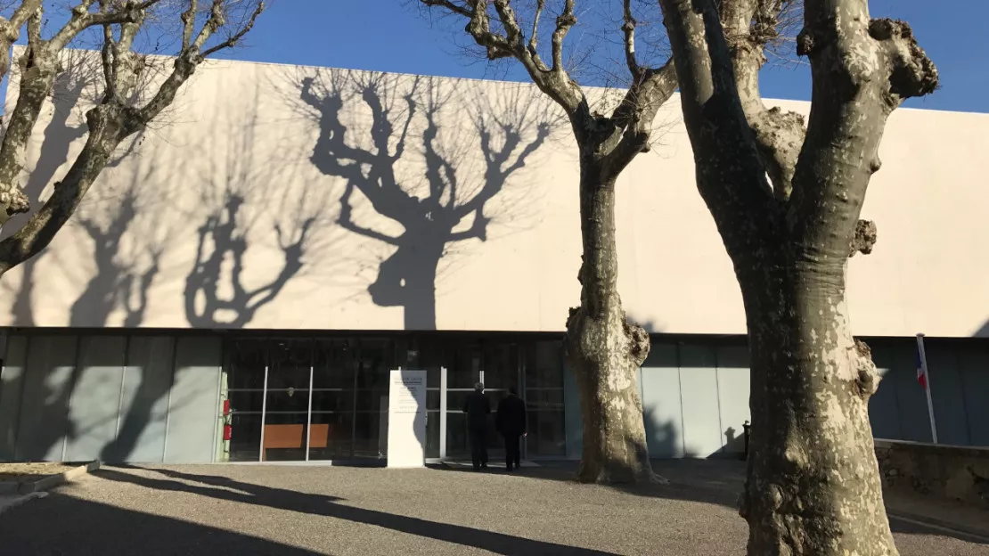 Un homme condamné à un an de prison ferme pour violences aggravées