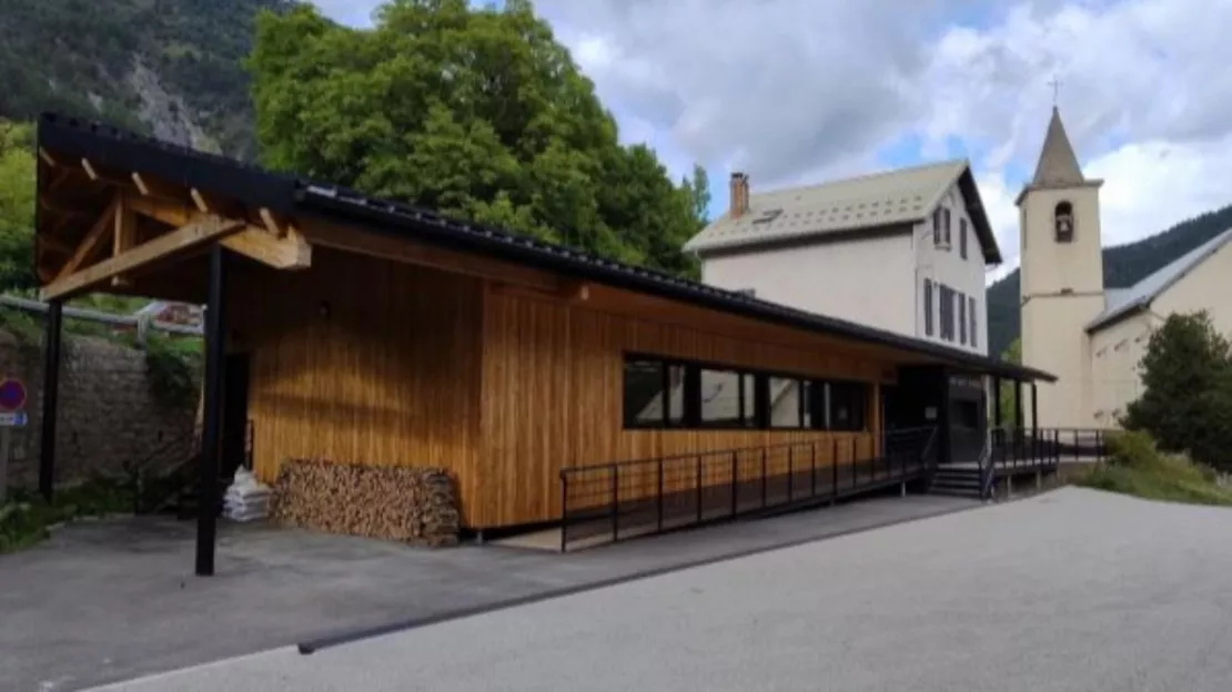 Une salle multi activités respectueuse de l’environnement à Auzet