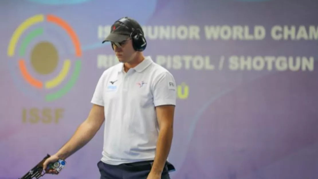 Yan Chesnel, l'Oraisonnais titré champion du monde universitaire en tir au pistolet