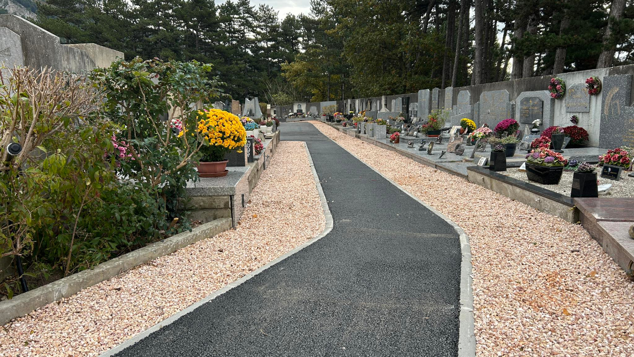 100.000 euros de travaux au cimetière de Sisteron 100.000 euros de travaux au cimetière de Sisteron