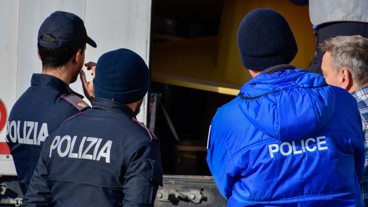 36 voitures, 11 camions et 63 personnes contr&ocirc;l&eacute;s au col de Larche
