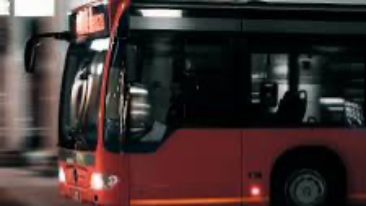 Accrochage à Gap : une conductrice aurait menacé un chauffeur de bus avec un couteau Accrochage à Gap : une conductrice aurait menacé un chauffeur de bus avec un couteau