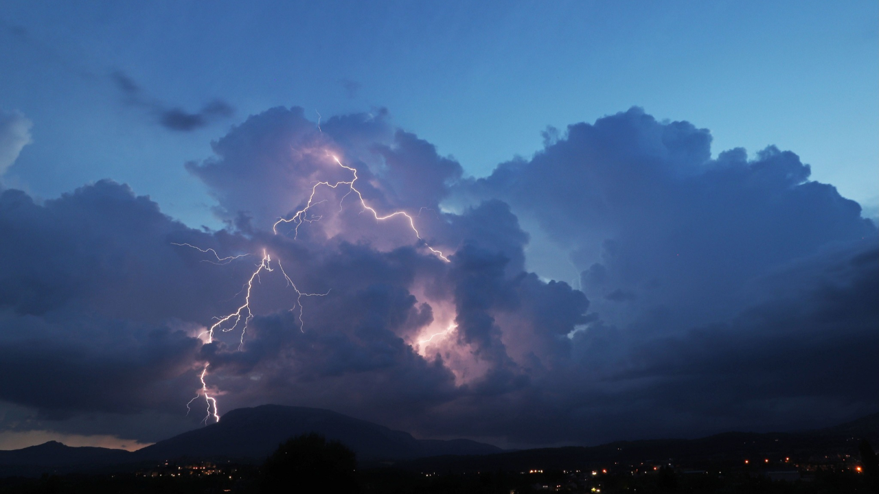Alpes-du-Sud : de nouveaux orages attendus ce mercredi après-midi Alpes-du-Sud : de nouveaux orages attendus ce mercredi après-midi