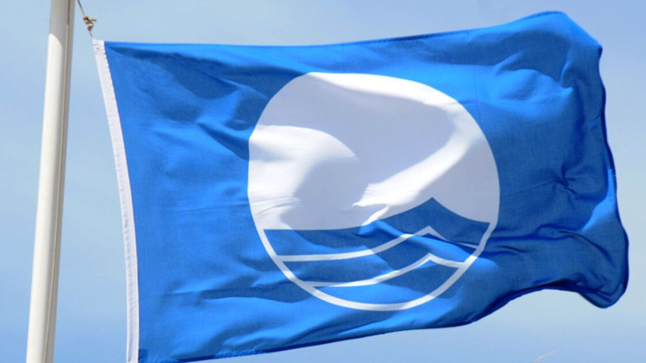 Alpes du Sud : neuf plages labellisées "Pavillon Bleu"