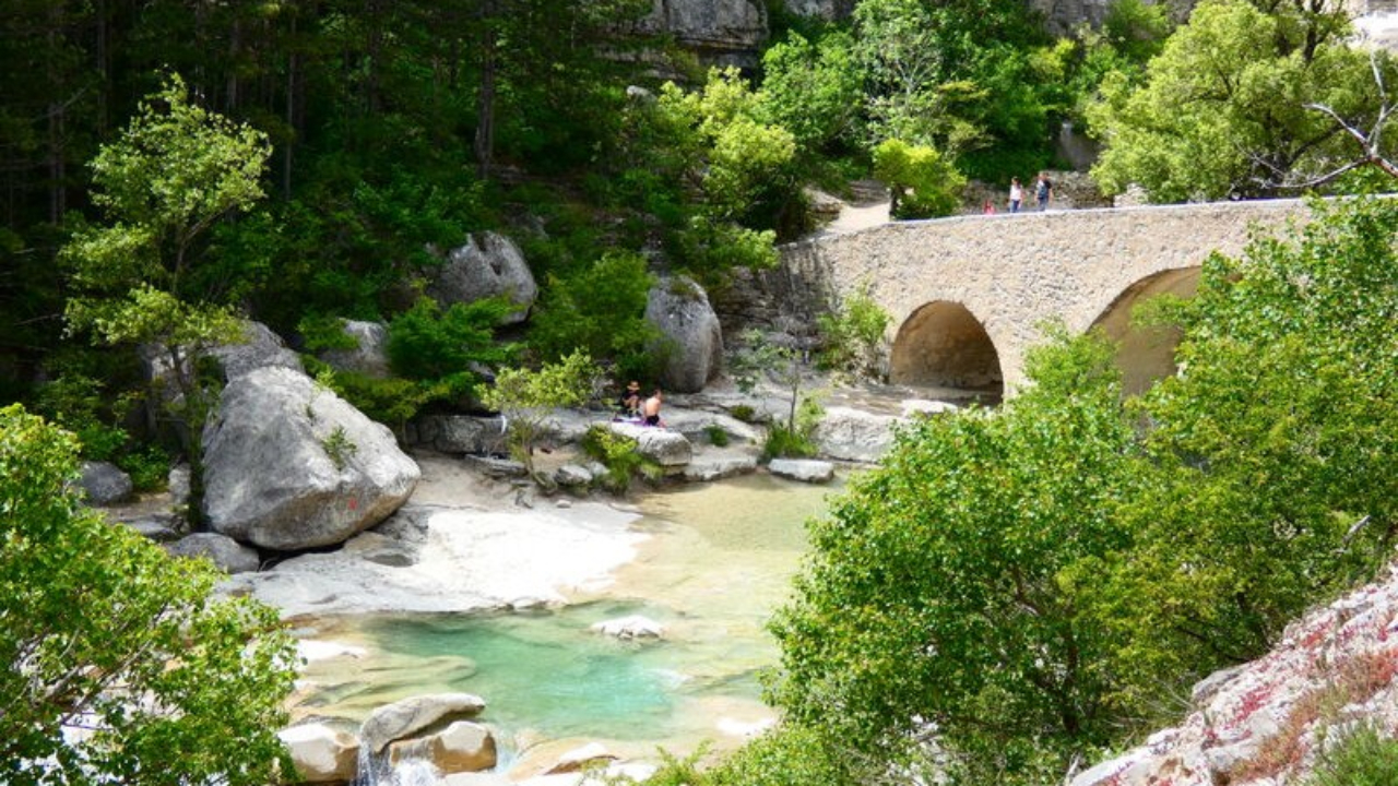 Alpes du Sud : pour une Méouge plus propre Alpes du Sud : pour une Méouge plus propre