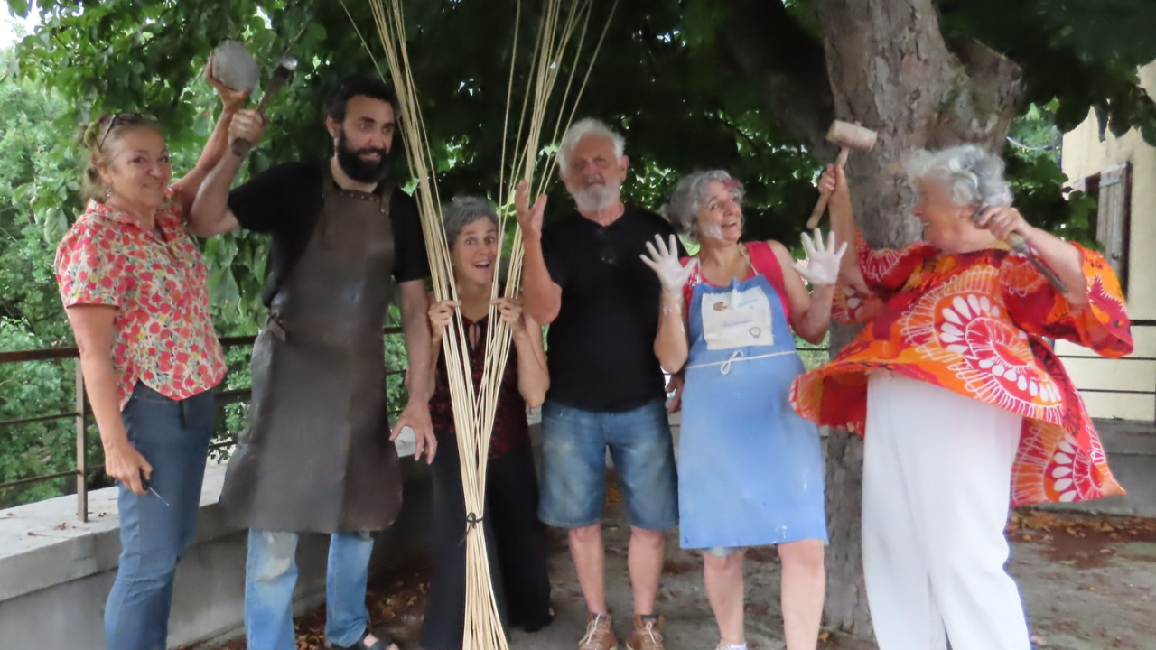 "Attirer du monde dans un endroit paumé" avec une route des métiers d'art dans le Jabron "Attirer du monde dans un endroit paumé" avec une route des métiers d'art dans le Jabron