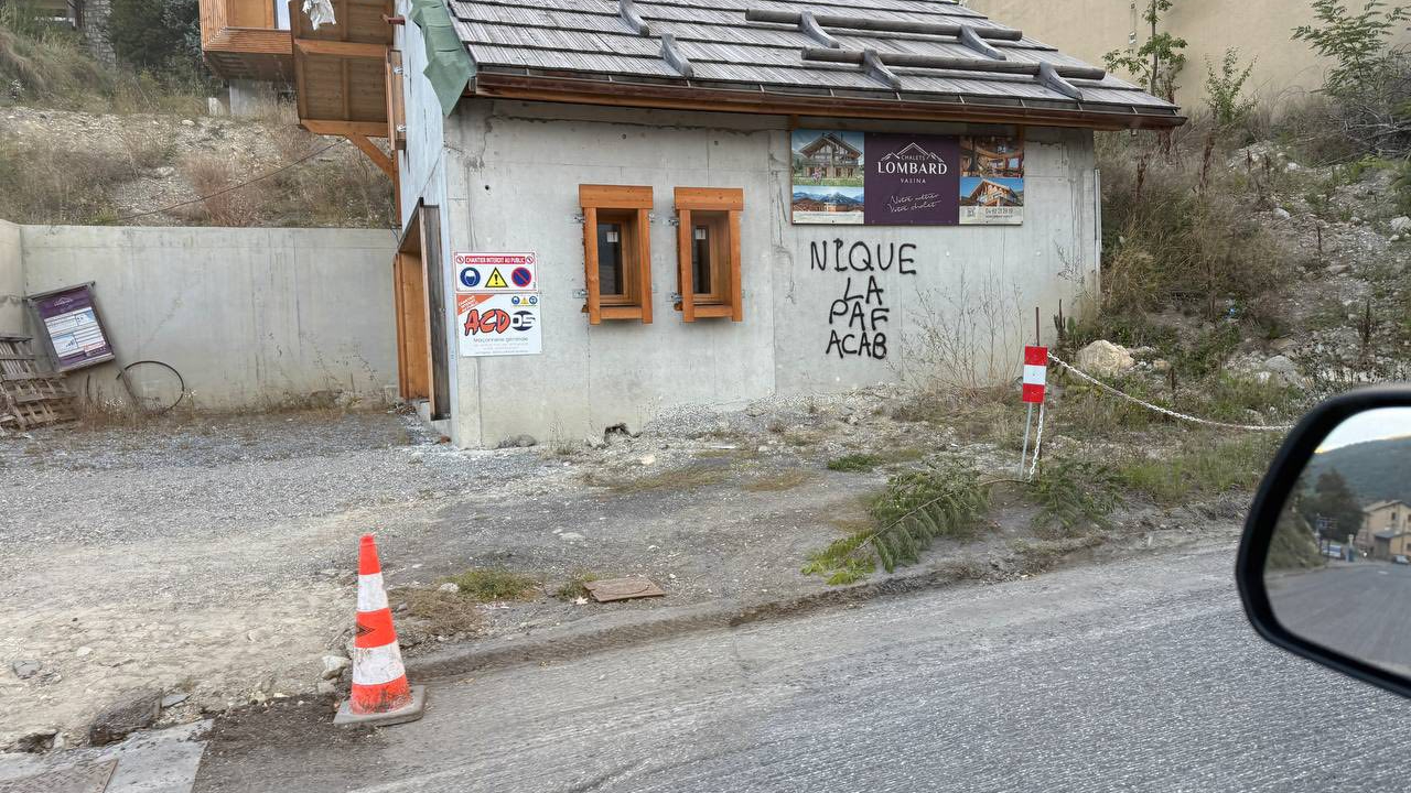 Briançon taguée, A. Murgia porte plainte