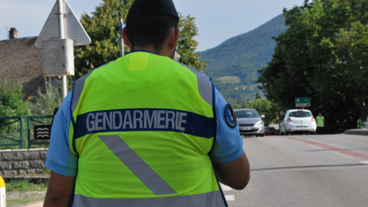 Cycliste percuté à Crots, un poids lourd en fuite Cycliste percuté à Crots, un poids lourd en fuite