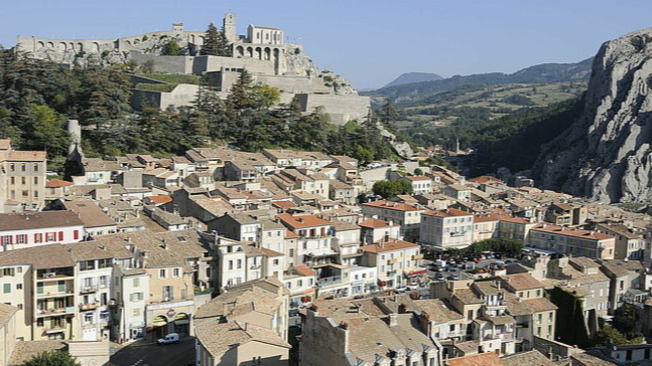 Des odeurs nauséabondes à Sisteron, le maire rassure Des odeurs nauséabondes à Sisteron, le maire rassure