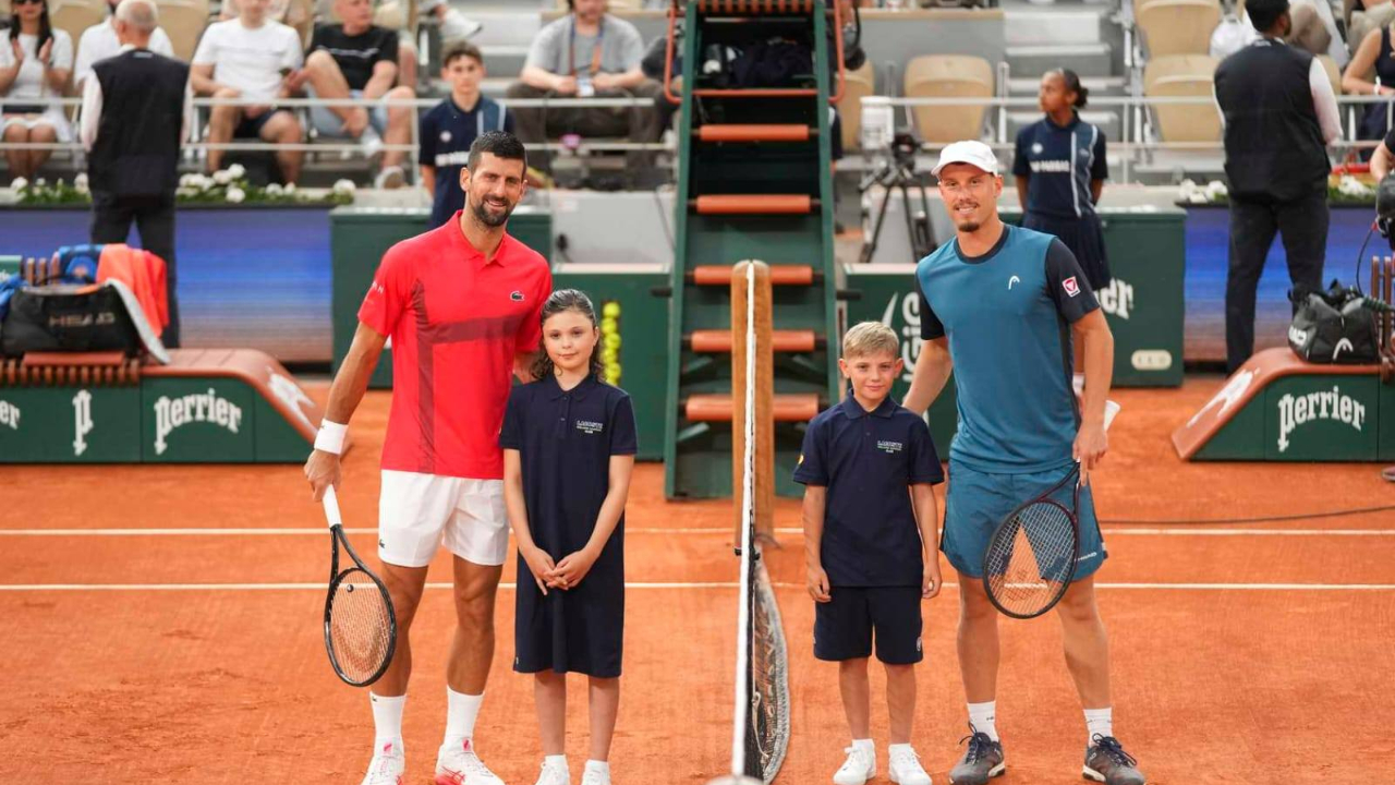 Deux jeunes joueurs des M&eacute;es &agrave; Roland Garros
