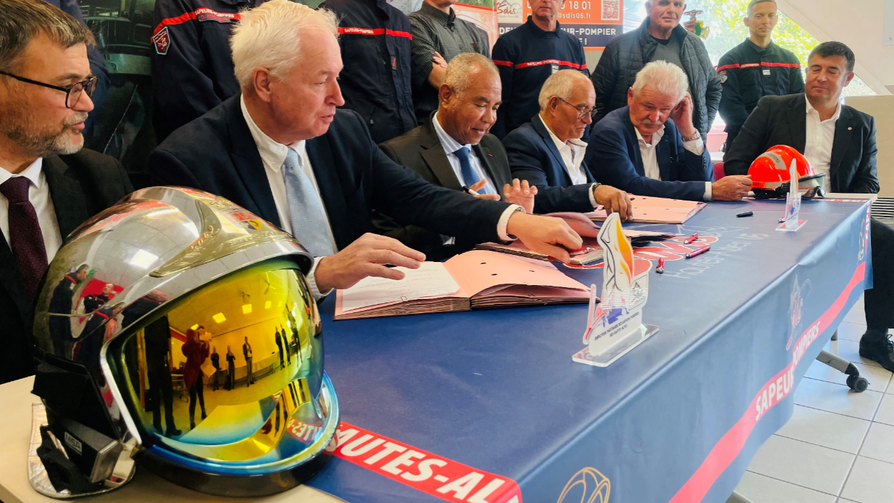 État et Finances Publiques rendent disponible leur personnel engagé comme sapeur pompier volontaire État et Finances Publiques rendent disponible leur personnel engagé comme sapeur pompier volontaire