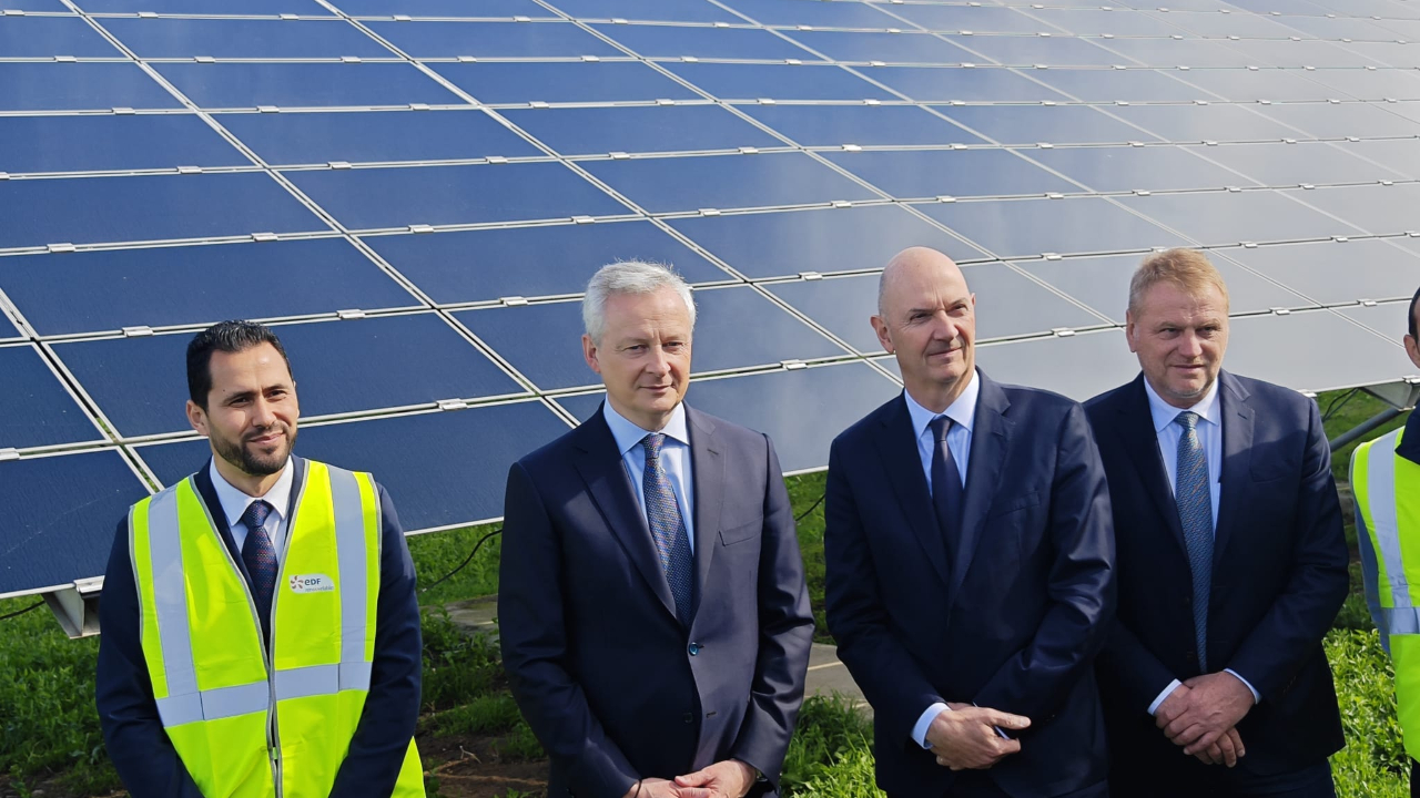 Haute-Provence : Bruno Le Maire lance à Manosque sa « bataille pour le solaire » Haute-Provence : Bruno Le Maire lance à Manosque sa « bataille pour le solaire »