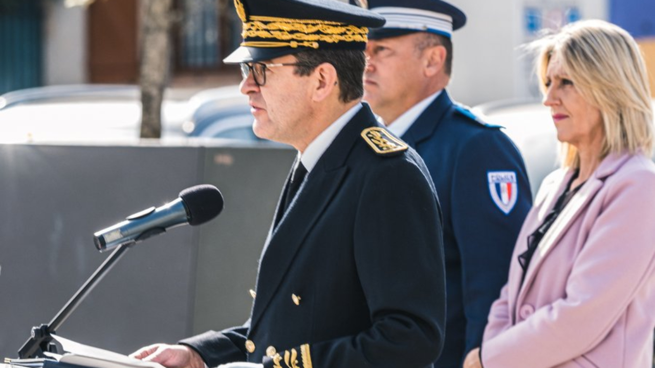 Haute-Provence : "c'est dans le département que l'on prélève la moitié des loups en France depuis quatre mois" Haute-Provence : "c'est dans le département que l'on prélève la moitié des loups en France depuis quatre mois"