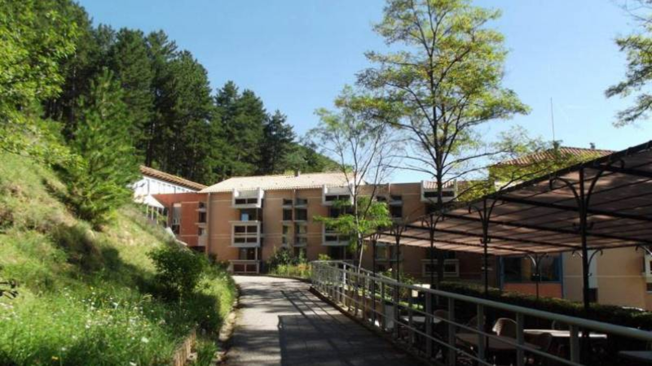 Haute-Provence : EHPAD de Banon, des familles s'opposent au d&eacute;m&eacute;nagement de leurs a&icirc;n&eacute;s