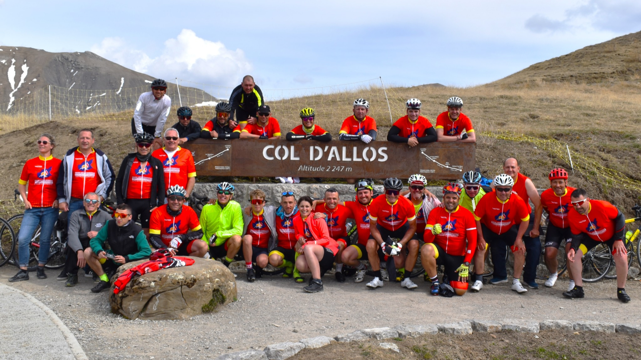 Haute-Provence : le Tour cycliste sapeurs-pompiers, beaucoup de sueur pour la bonne cause