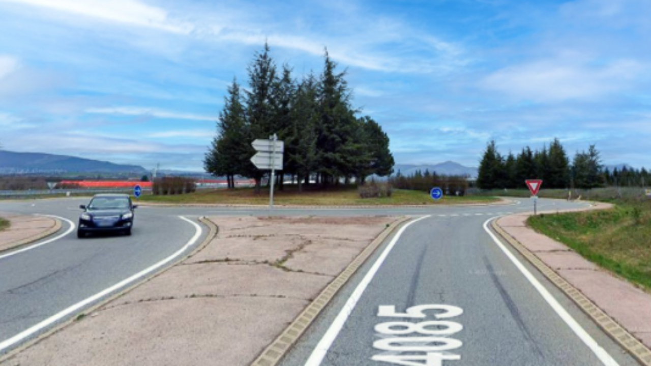 Haute-Provence : réfection de la chaussée du giratoire de la Salamandrière (RD4085/RD4) Haute-Provence : réfection de la chaussée du giratoire de la Salamandrière (RD4085/RD4)