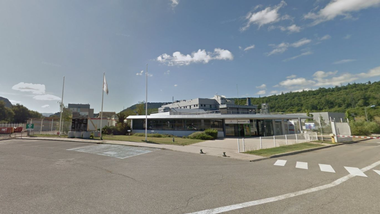 Haute-Provence : suppression d'emplois à Sanofi , "que comptez-vous faire pour contrôler l'utilisation des fonds publics par le groupe ?"