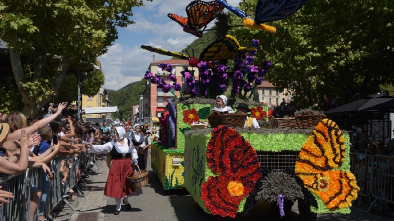 Haute-Provence : un doux parfum de lavande va flotter &agrave; Digne les Bains durant cinq jours