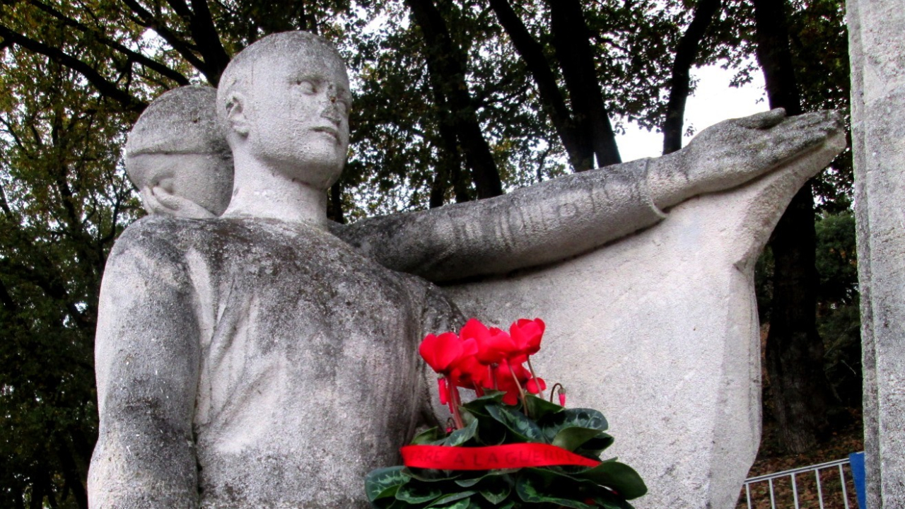 Haute-Provence : un rassemblement pacifiste pour dire « halte à la guerre » à Château Arnoux Saint Auban