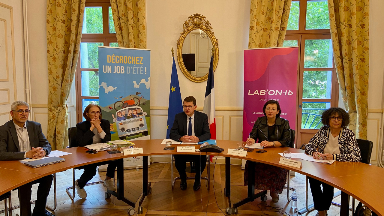 Haute-Provence : une opération « Job d’été » toujours aussi essentielle 20 ans plus tard Haute-Provence : une opération « Job d’été » toujours aussi essentielle 20 ans plus tard