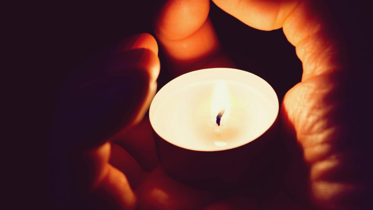 Hautes-Alpes : attaque au couteau à Arras, le monde éducatif appelle au recueillement Hautes-Alpes : attaque au couteau à Arras, le monde éducatif appelle au recueillement