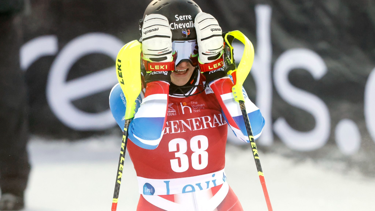 Hautes-Alpes : Chiara Pogneaux, la relève du ski français Hautes-Alpes : Chiara Pogneaux, la relève du ski français